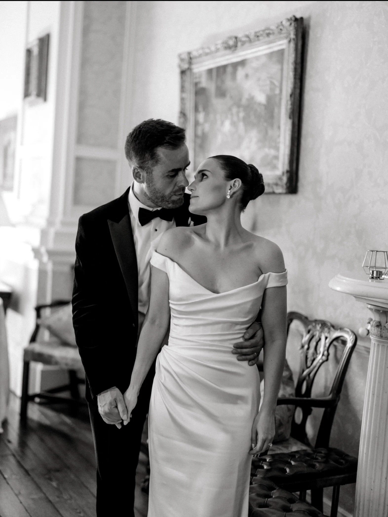 Wrapped in the elegance of Tankardstown House, Niamh and Billy were completely lost in each other. A great day with a really wonderful team. 
.
.
.
.
.
.

.
.
Team on the day 
🍃 Venue @tankardstownhouse 
🍃 Make up @brownsugar_ie dearbhla
🍃 Hair @h