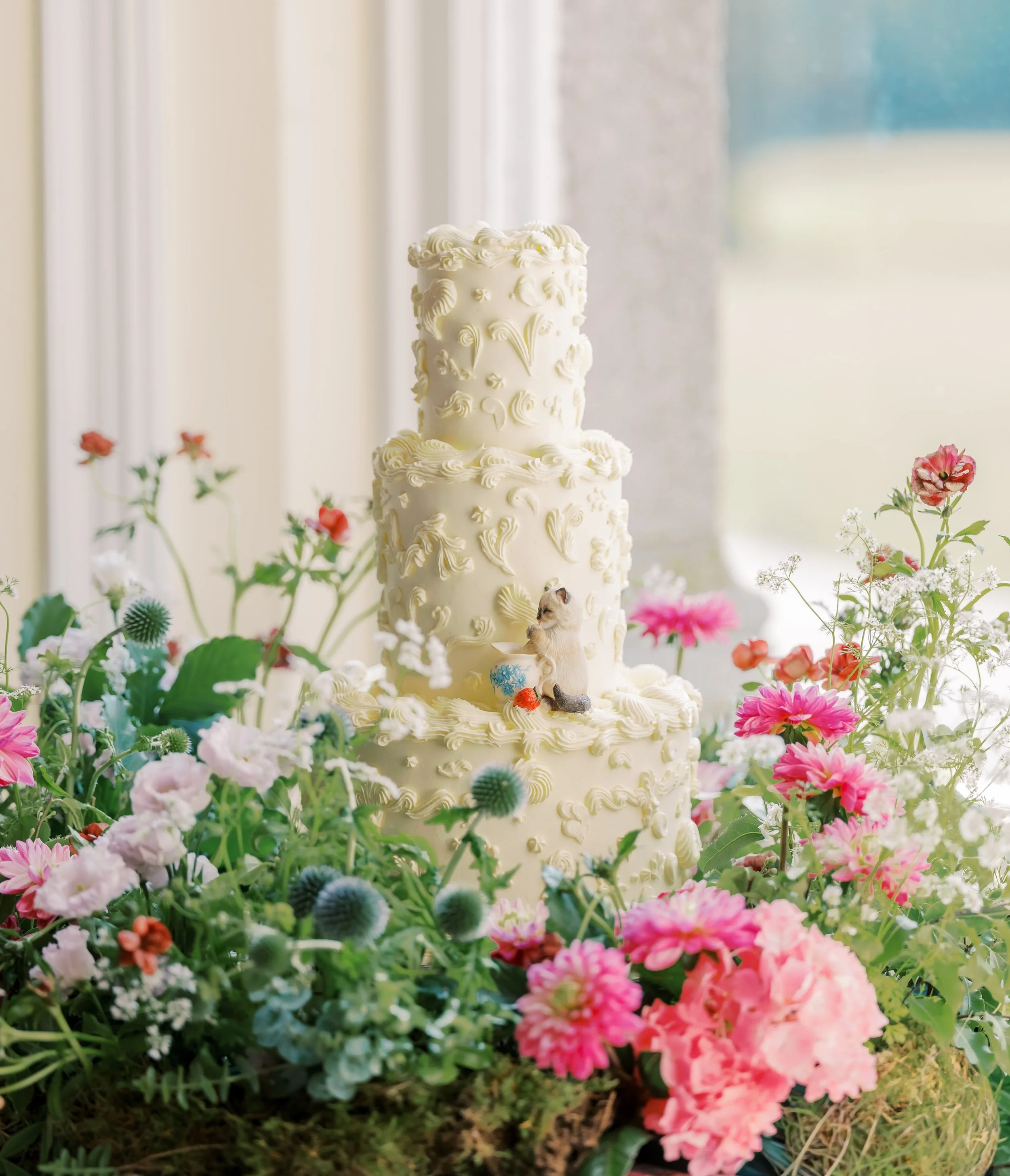 Team on the day 
🍃 Ceremony @powerscourt_estate 
🍃 planner @waterlily_weddings_ 
🍃 Venue @powerscourt_estate 
🍃 Make up @fionaharrisonmakeup 
🍃 Hair @the_marchhair 
🍃 Flowers @wild_bunch_flowers 
🍃 cake @thefoxandtheflour 

#IrishWeddingPhotog