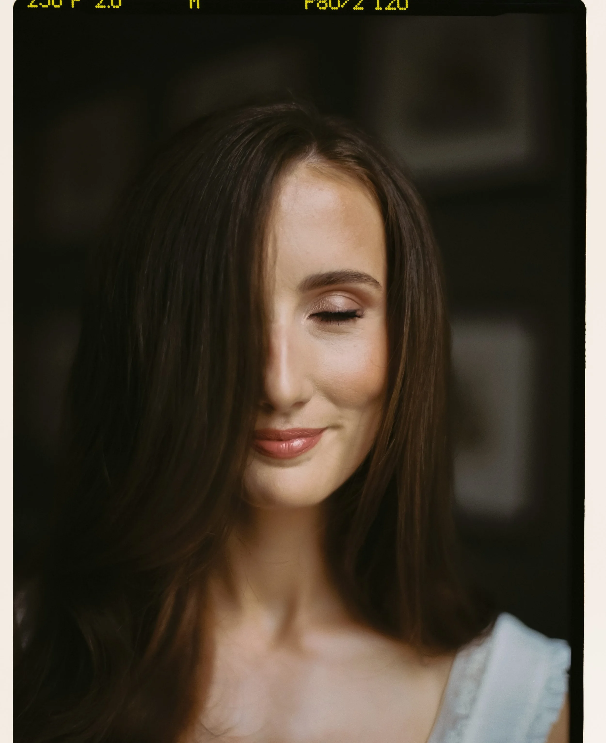 Film 🎞️ Film 🎞️ Photographing Christina during her prep with @lisa.obrienmakeup @shaunalawlorhair 
.

.
.
.
.
#DublinWeddingPhotographer #merrionhotel #DublinCityHallWedding #CityHallDublin #merrionhotelweddingphotographer IrelandWeddingPhotographe