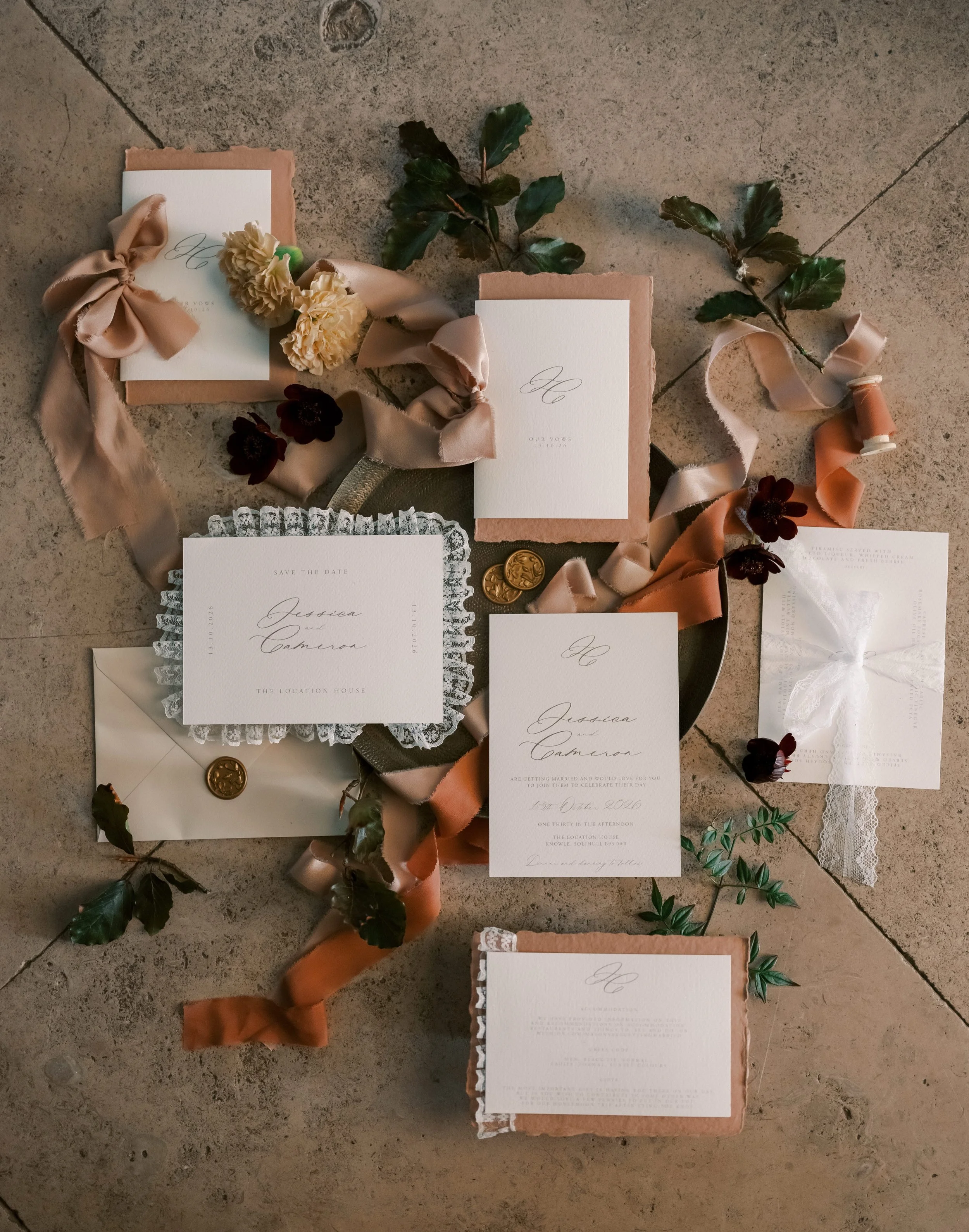 hotography  by Niamh Smith
.
.
.
.
.
.
.
🍃 Venue- @thelocationhouse
🍃 Planner and host- @luxe.workshops and @luxe_byamelia
🍃 Florist- @rootedinrosemary
🍃 Stylist and drapery- @styledbylydiaco
🍃 HMUA- @mb_.artistry
🍃 Stationery- @loveflorastudio