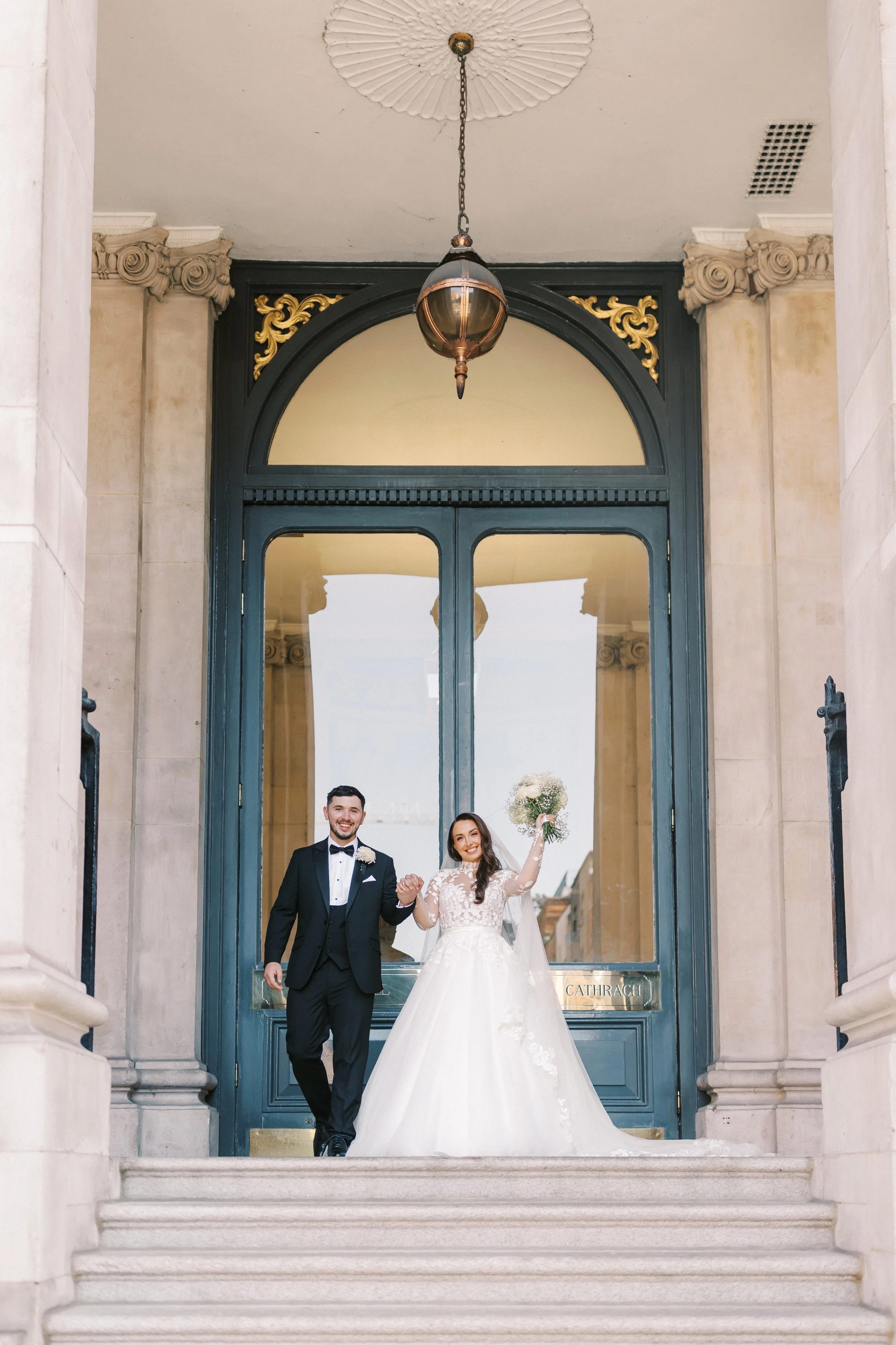 City Hall Wedding with Uk Couple in Dublin Ireland