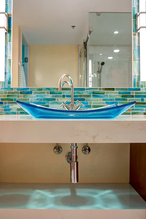 Bathroom Remodel in Hawaii Custom Bathroom Vanities — Moorhead