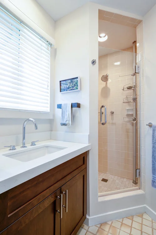 Hawaii Home Remodel Kitchen, Bathroom, and Bedroom — Moorhead Hawaii's Premier Custom Home