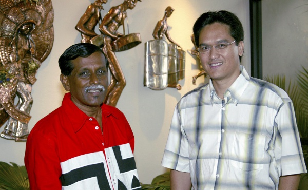 Dr. Jit Samaraoo and Mark Loquan 2003