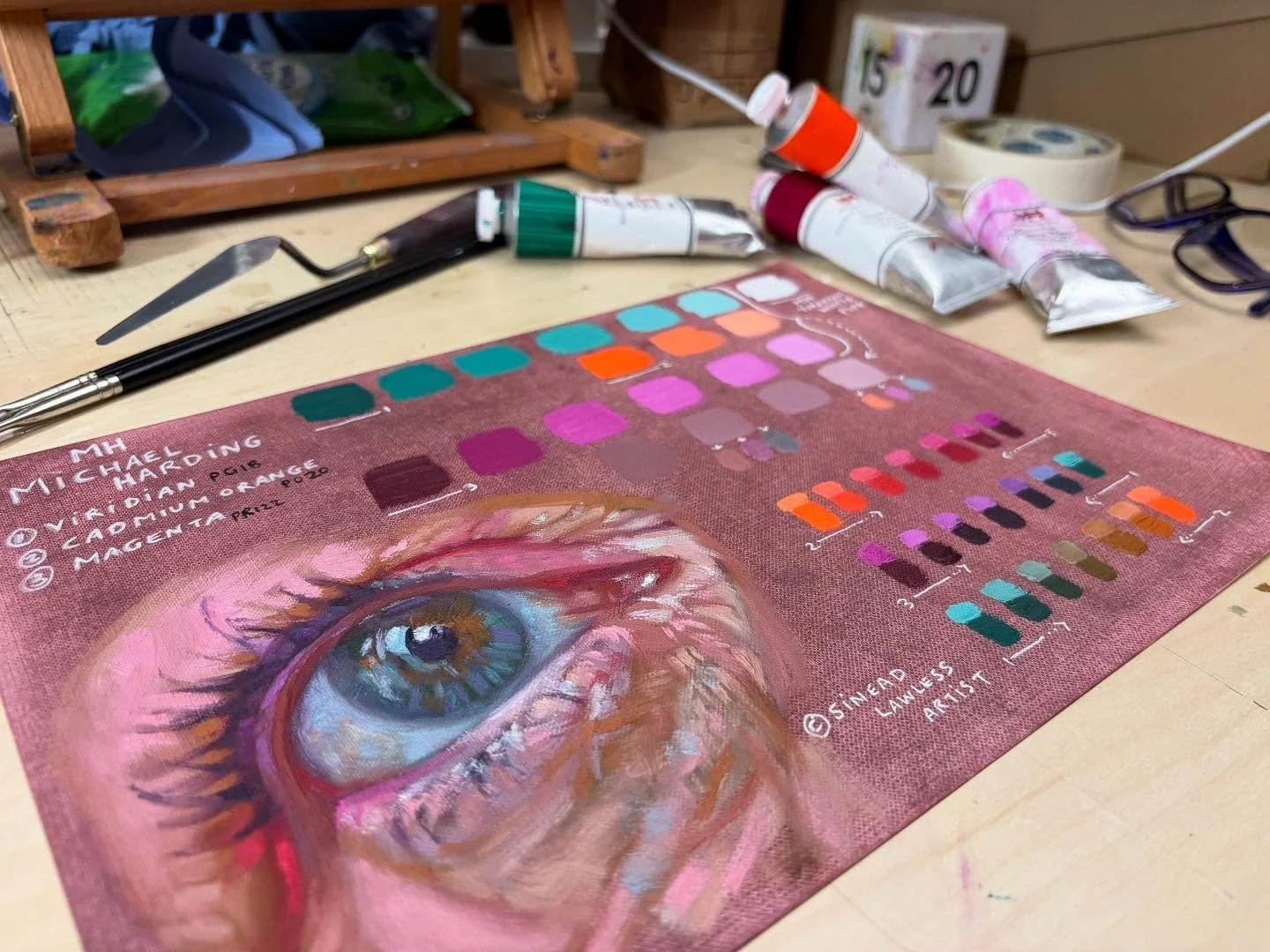 &hellip; and here is a chart with my current favourite palette* in the Michael Harding @mhpaints range. 

These paints are a treat to use. Very creamy and pigmented. The MH Cadmium Orange PO20 is very potent and makes some beautiful mustards and gold