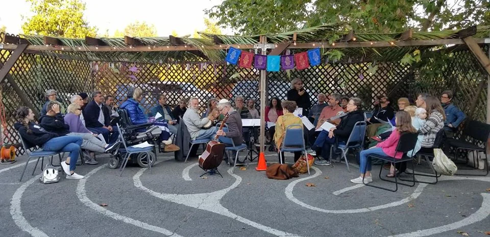 Hoshanah Rabbah Circling Ritual