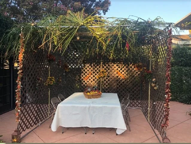 Musical Family Shabbat In The Sukkah