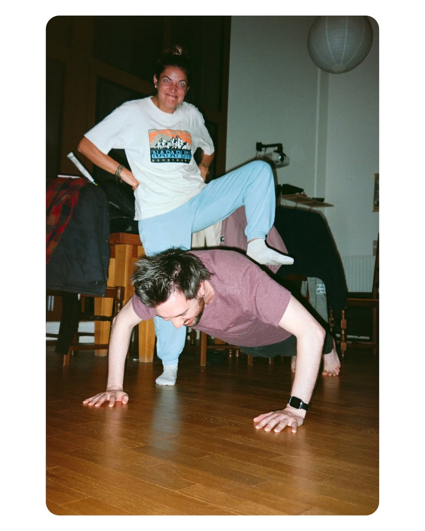 .
.
.
.
.
Paris March &lsquo;25
Kodak Portra 160 // Minolta Capios 115s