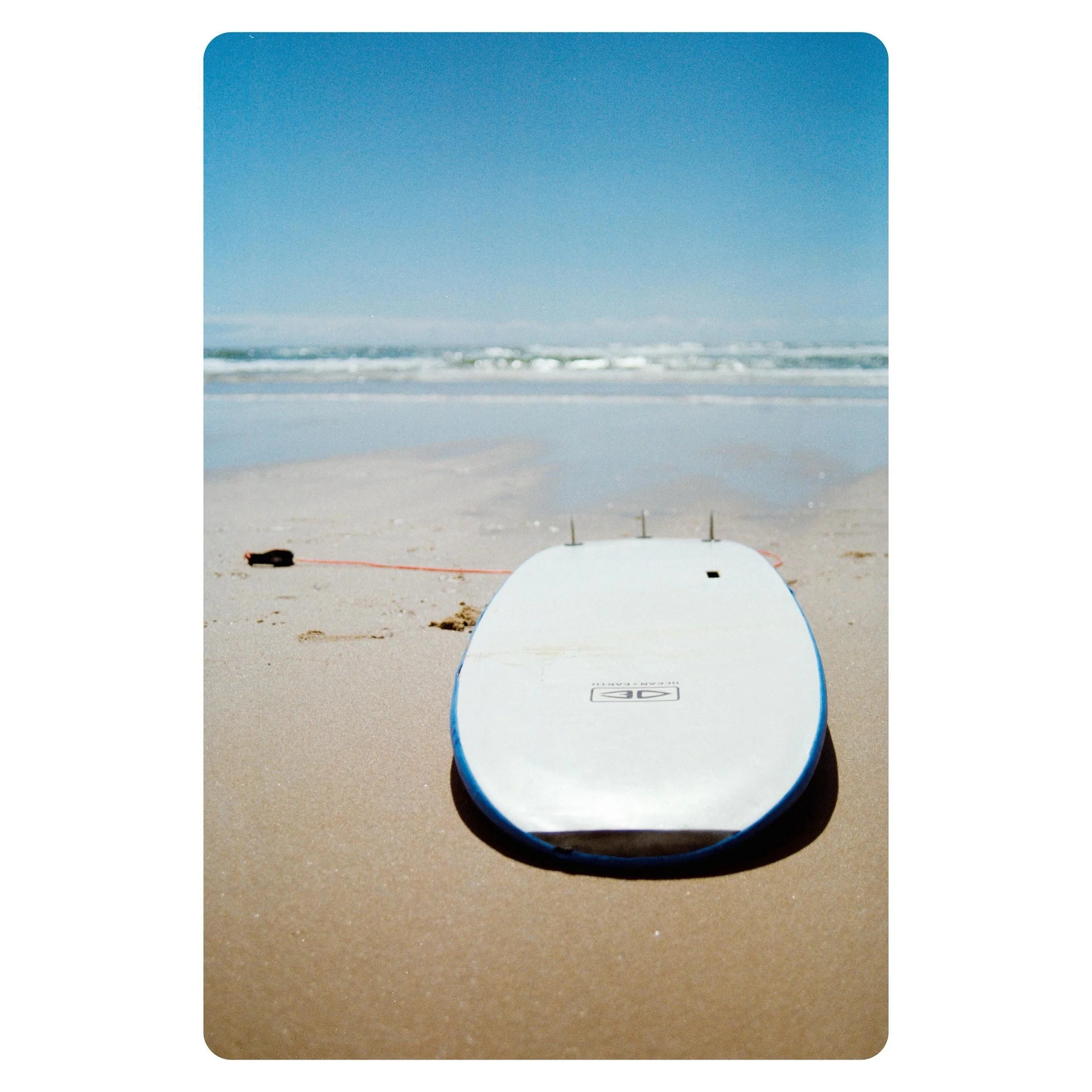 .
.
.
#filmphotography #analogphotography #kodak #portugal #lisbon #kodakgold200 #nikon #nikonf100 #sea