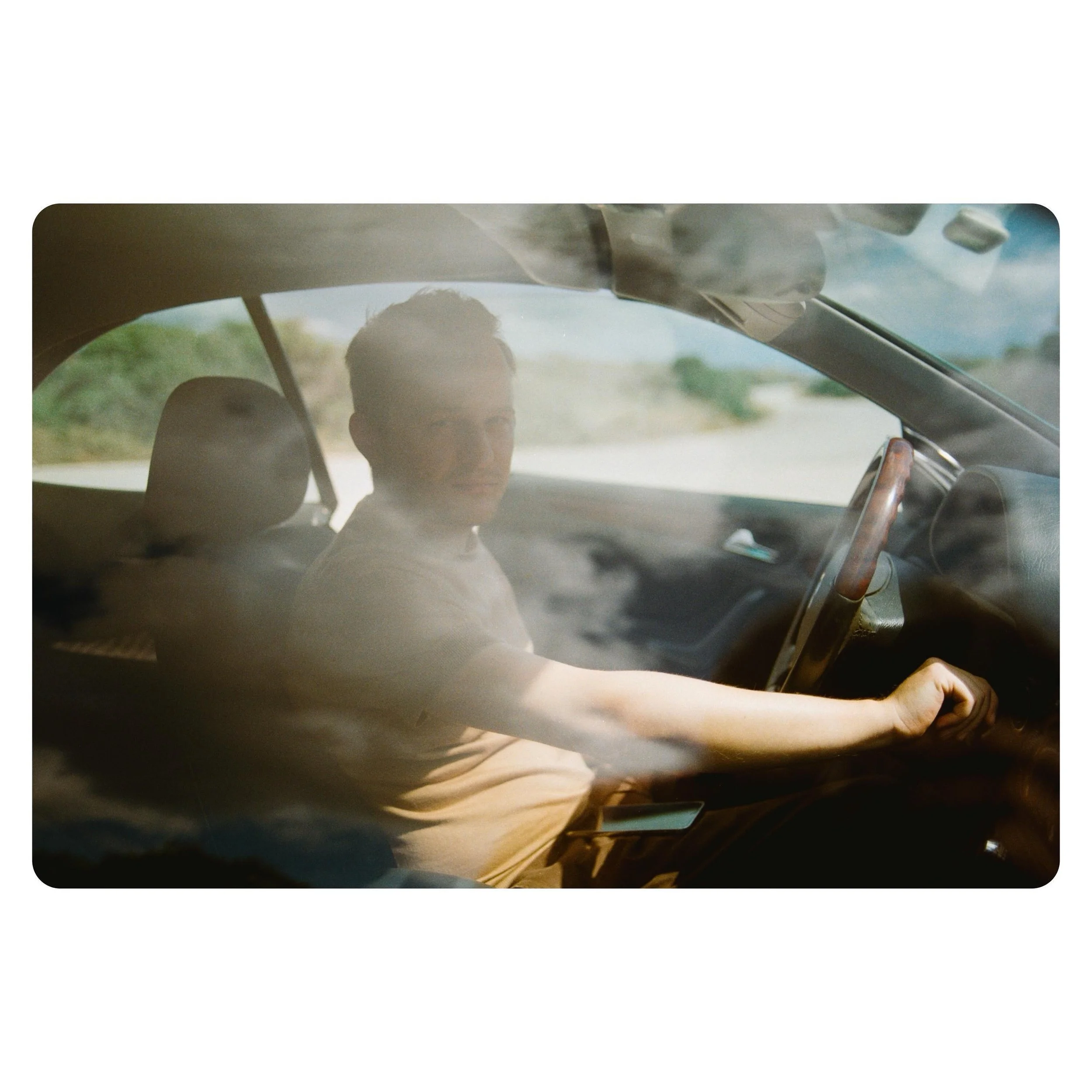 .
.
.
#filmphotography #analogphotography #kodak #portugal #lisbon #kodakgold200 #nikon #nikonf100 #sea