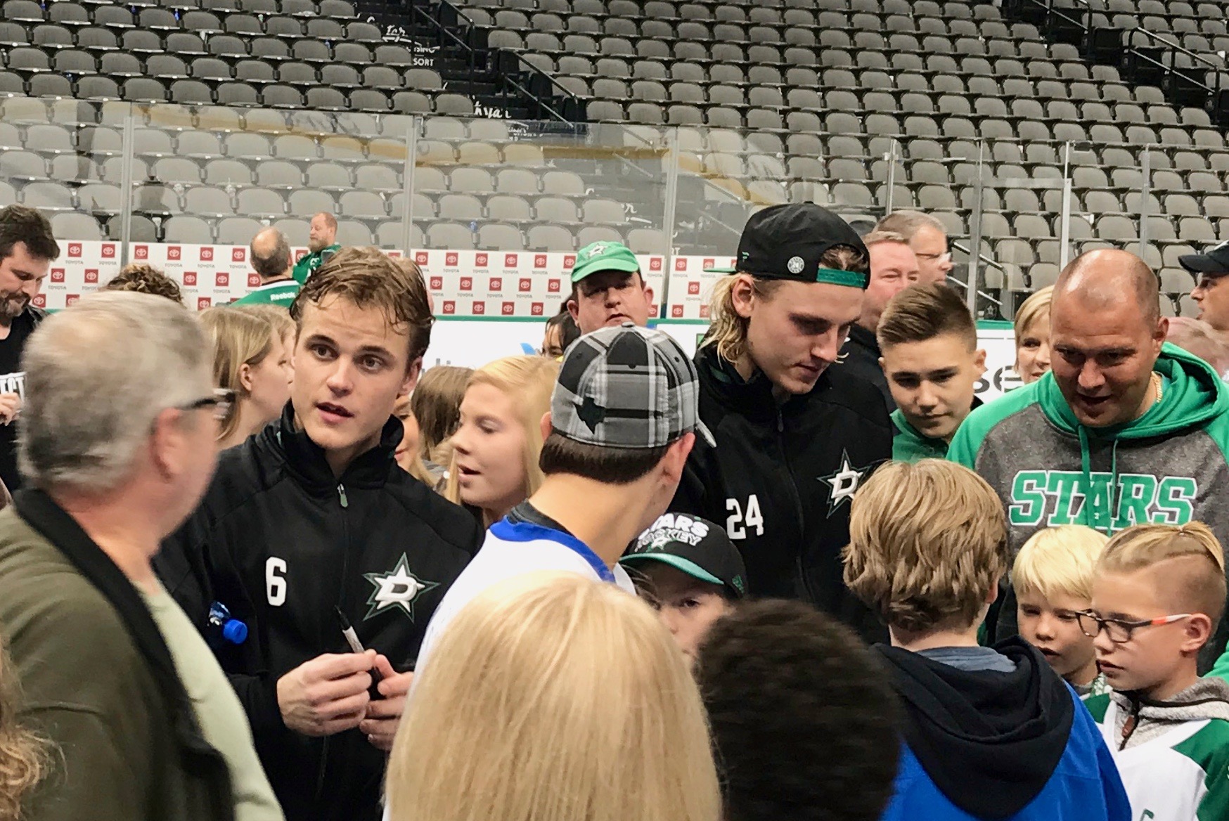 Roope Hintz a Finnish Hockey for The Dallas Stars T-Shirt