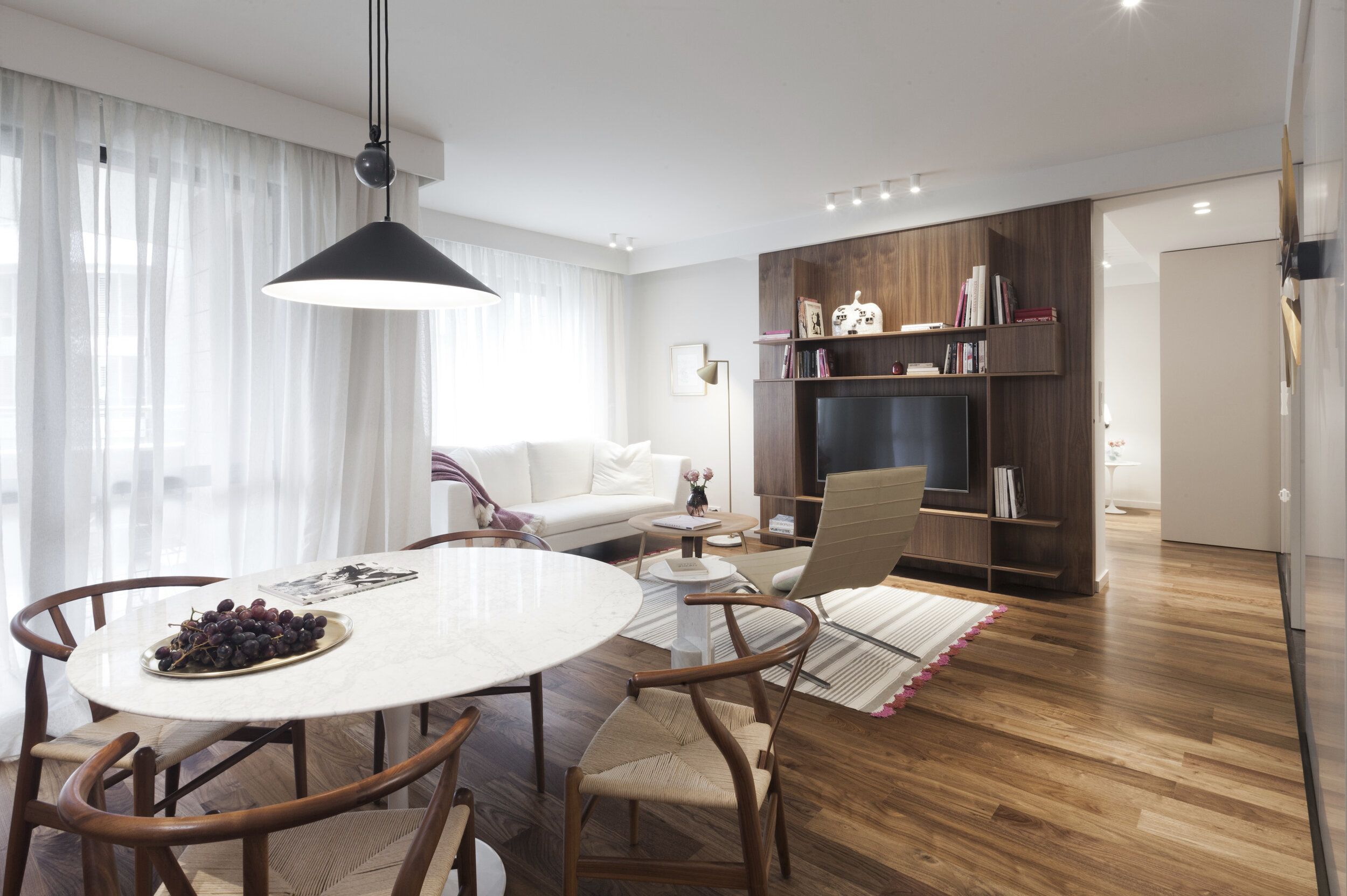 5 pavlovarchitects interior design apartment SM.jpg