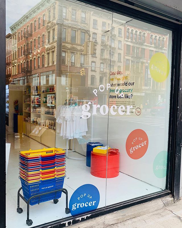 Nothing is more #newyork than walking the same street everyday, only to happen upon a new #experience . Right now, nothing is more #millennial than the @popup.grocer on #bowery in #nolita . On my commute home this past weekend I happlessly entered th