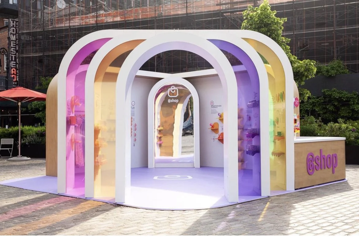 Instagram @Shop Pop-up