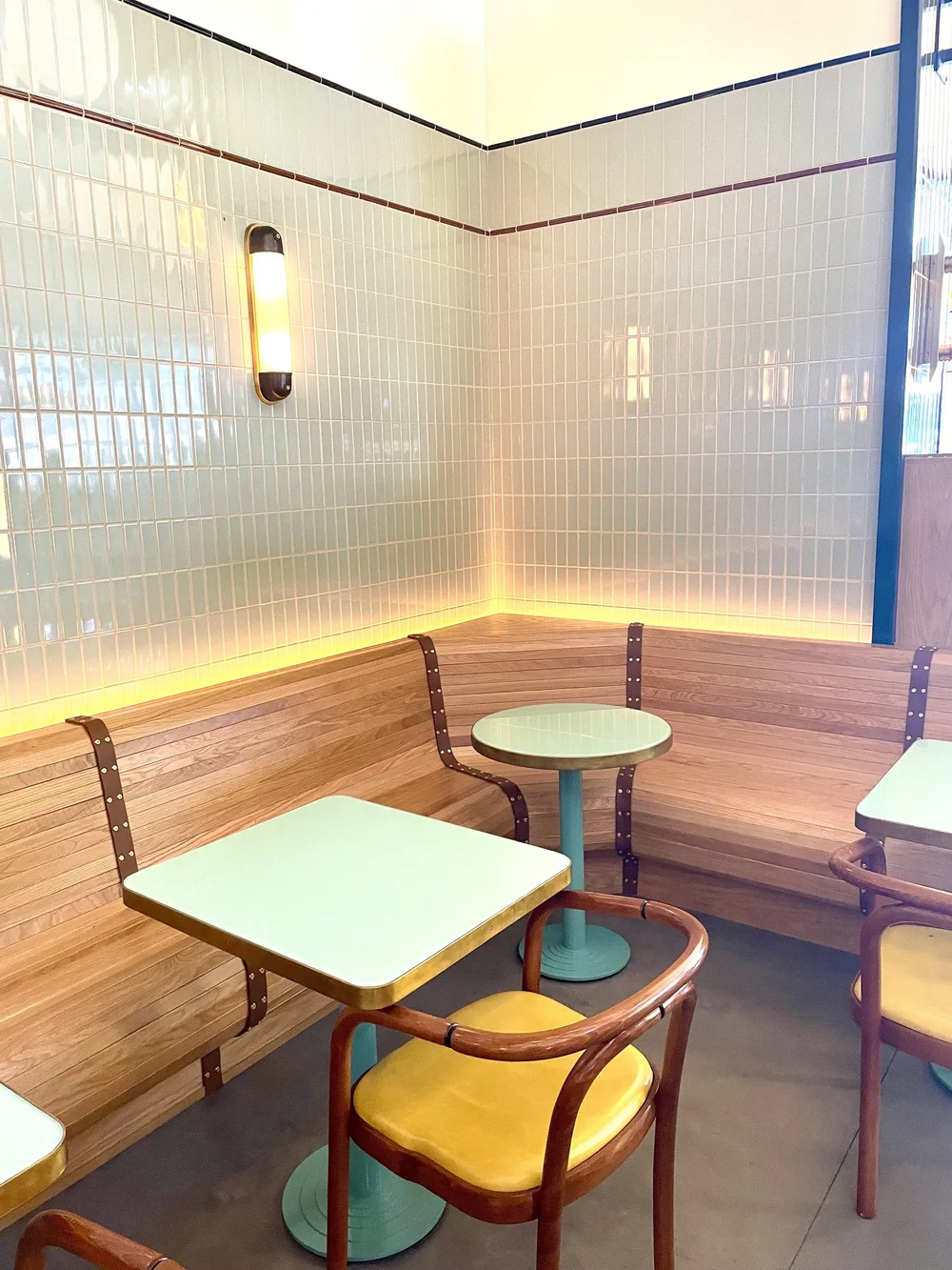 Diner nook in the downstairs hall