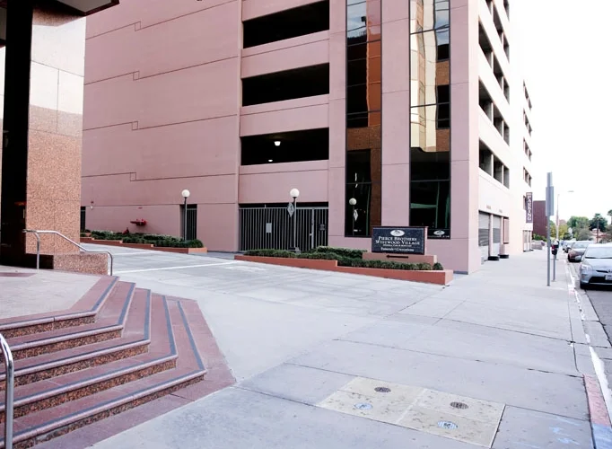 entrance3-682x500.jpg