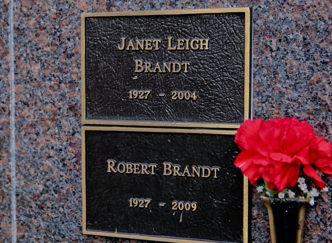 janetleigh-682x500.jpg