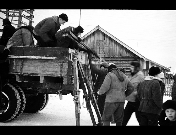  26 January 1959 – the group leaves Ivdel and gets a ride in a Russian GAZ 63 truck to the 41st Kvartal (Quarter) 