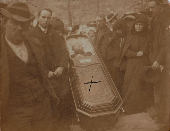 Jesse-James-funeral.jpg