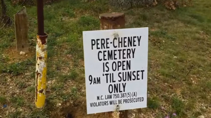 pere-cheney-cemetery3-700x392.jpg