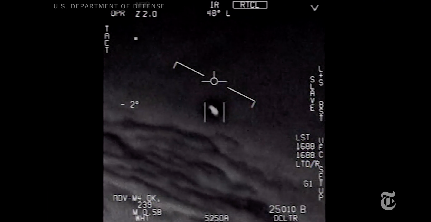Screen capture from a FLIR monitor on board an F/A-18F Super Hornet fighter jet, taken during a training mission in November 2004. The video shows what appears to be an Unidentified Flying Object. 