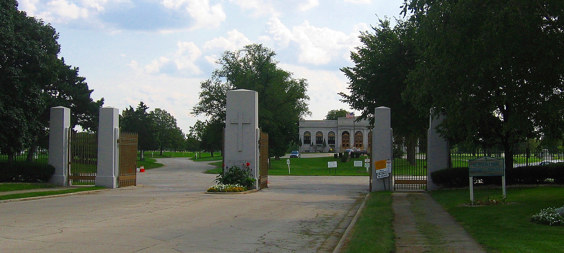  Front gate of Resurrection Cemetery, photo by " MrHarman" &nbsp;at the &nbsp;  English language Wikipedia &nbsp;under &nbsp; Creative Commons &nbsp; Attribution-Share Alike 3.0 Unported  