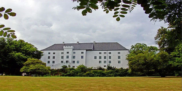 Dragsholm Castle and its One Hundred Ghosts
