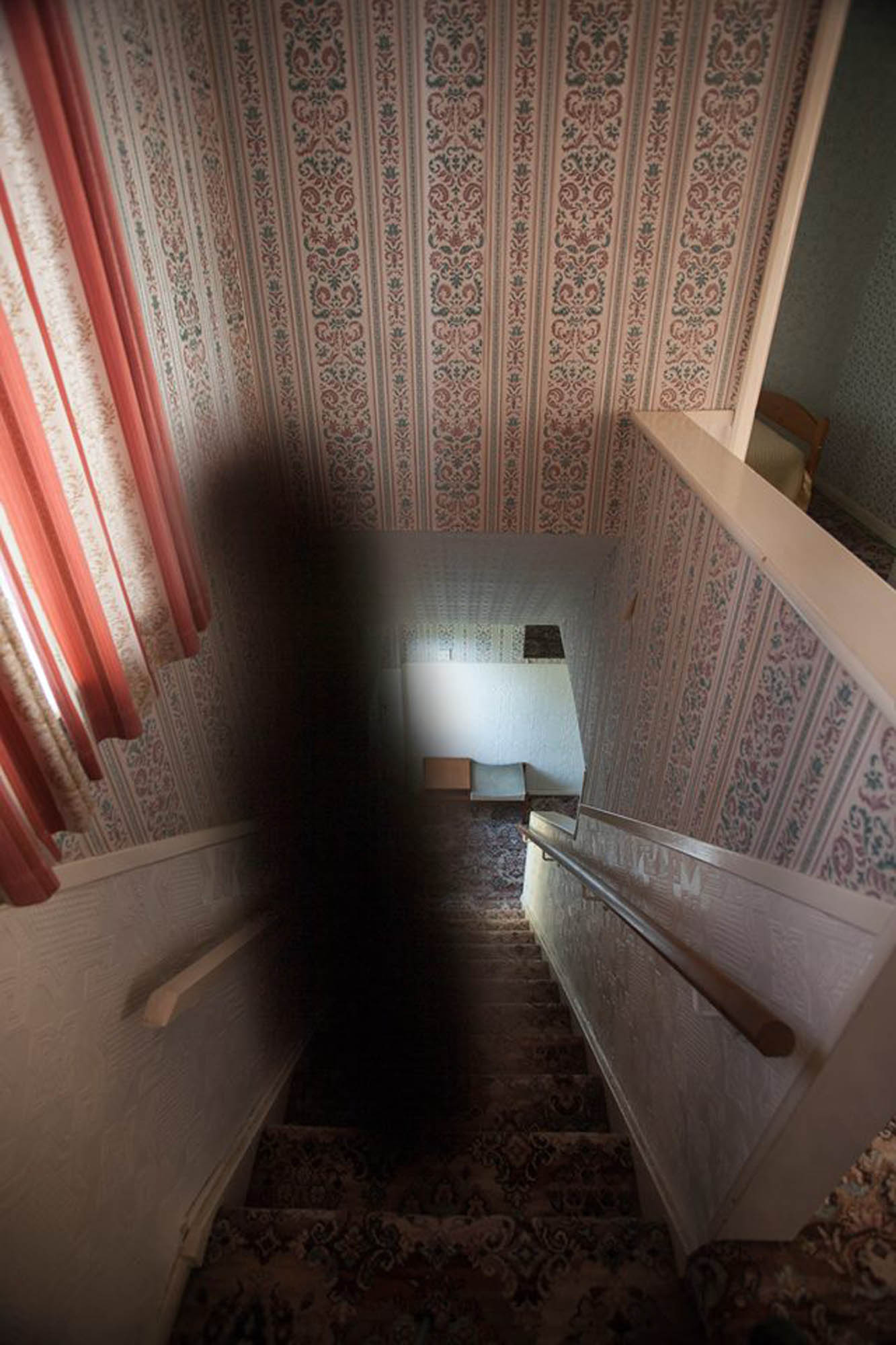  Image of a “blacker than black” shadow on the stairs of the house, from the  30 East Drive website .  Photo taken by visitor Craig L. 