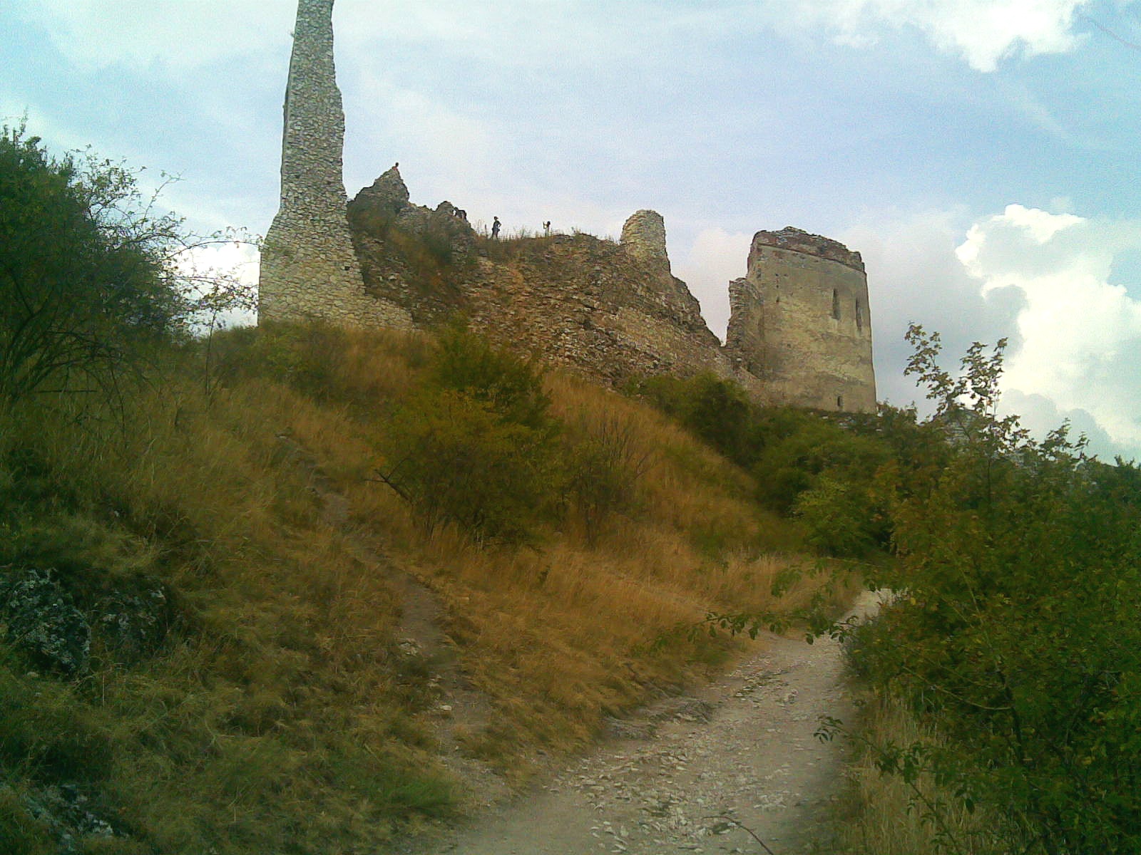  Photo of Čachtice castle by   Pavel Ševela   (sevela.p)  / Wikimedia Commons ,  CC-BY-SA-3.0  