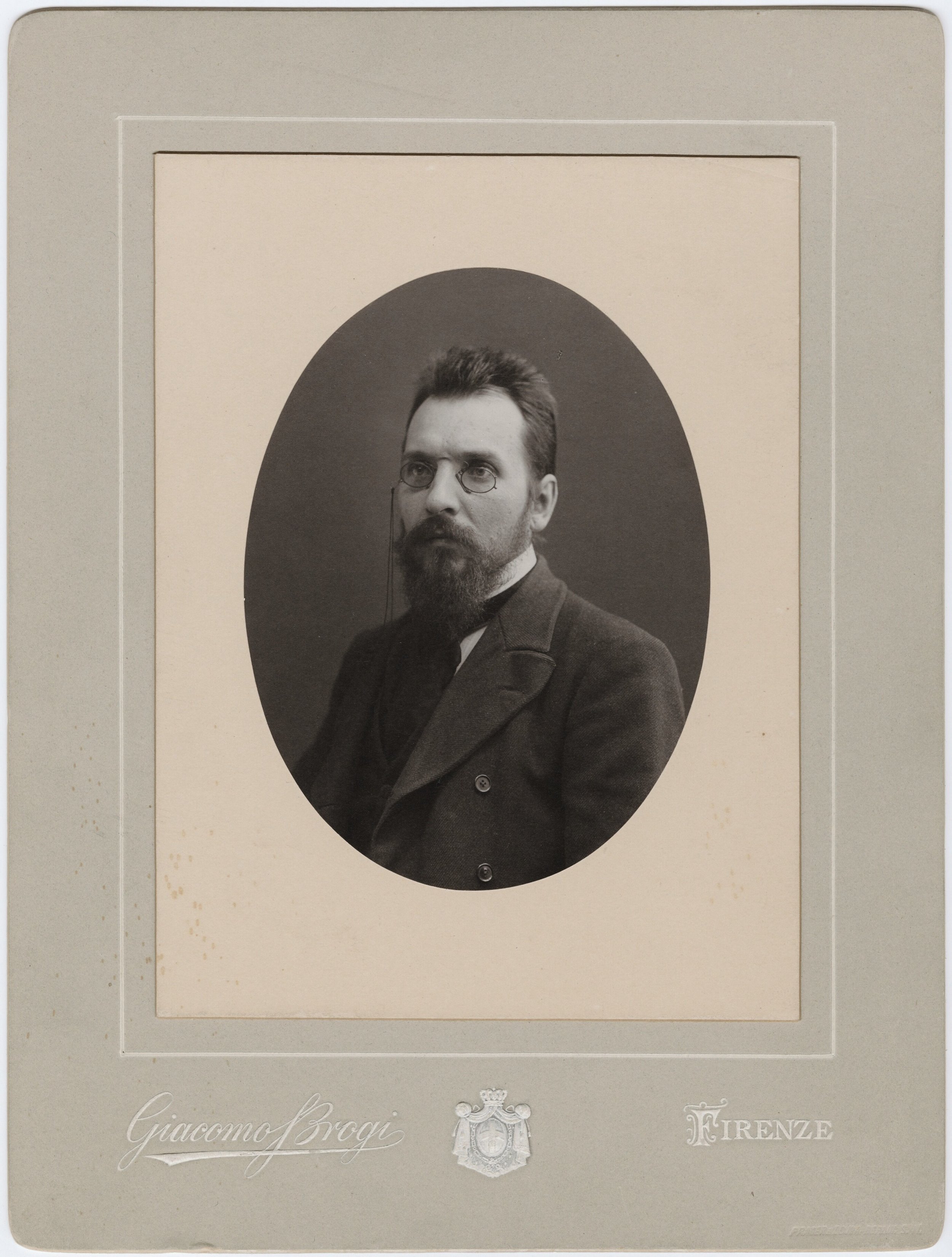  Undated photo of Wilfrid Voynich, from the Beinecke Rare Book &amp; Manuscript Library, probably shortly after 1900 