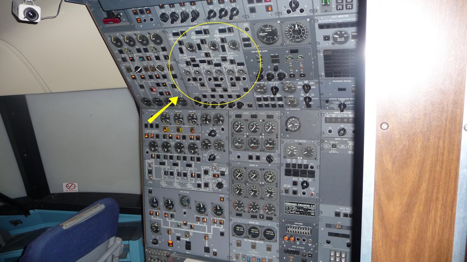Copy (2) of L-1011 FE Panel Sim.jpg