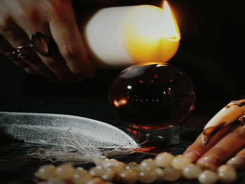 Ep 202: The Scrying Game