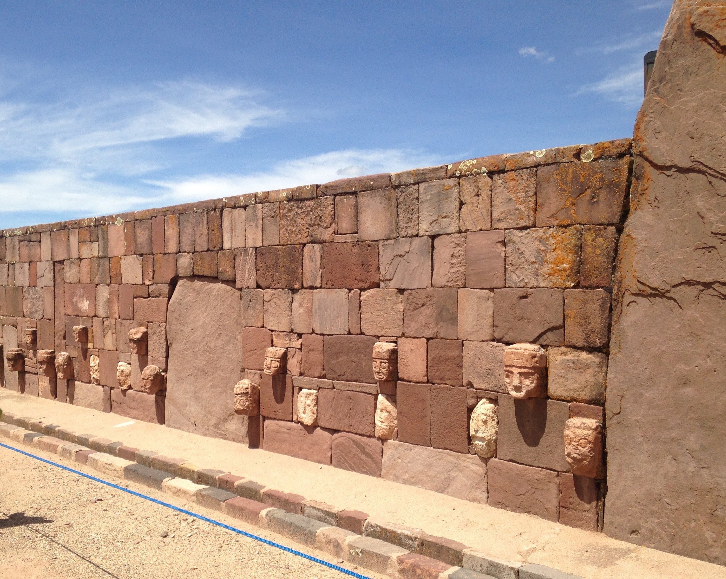  Artifacts at Tiwanaku, photo by Tom Barnett,  @rompsk on Twitter  