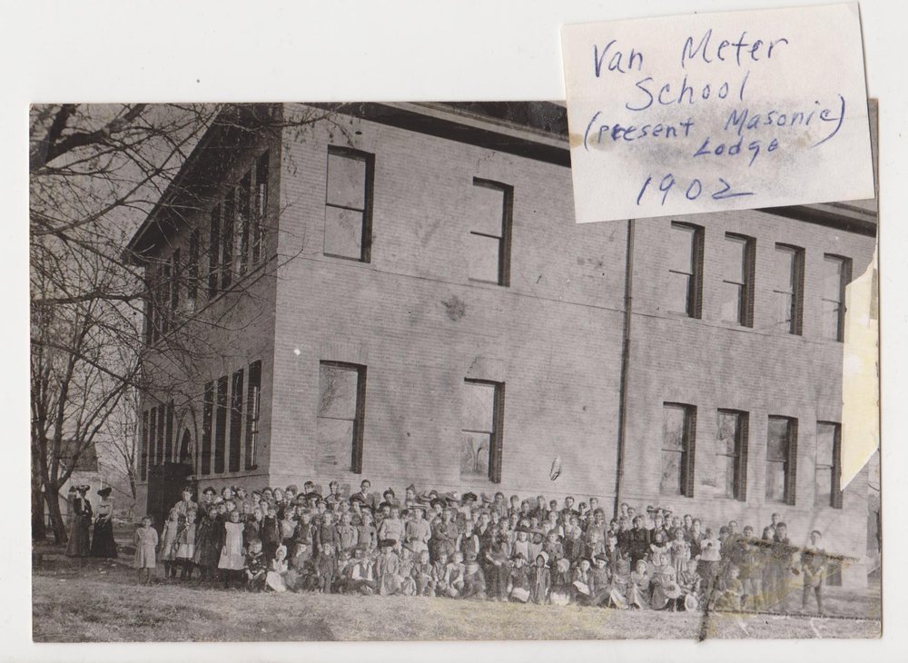 1902-Van-Meter-school-present-masonic-lodge.jpg
