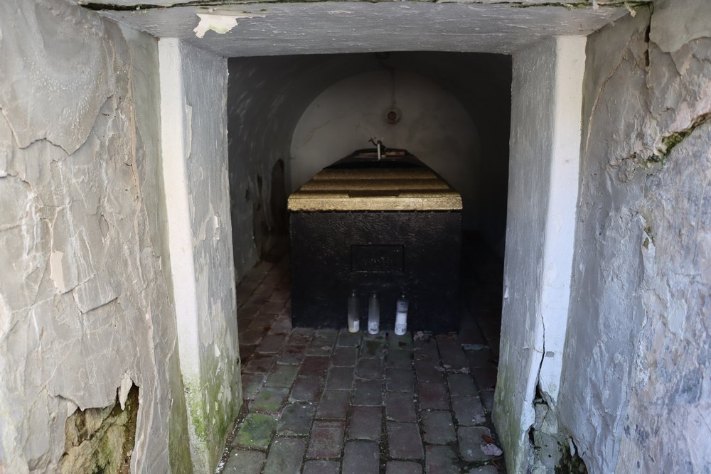  Rev. Gallitzin’s tomb. 