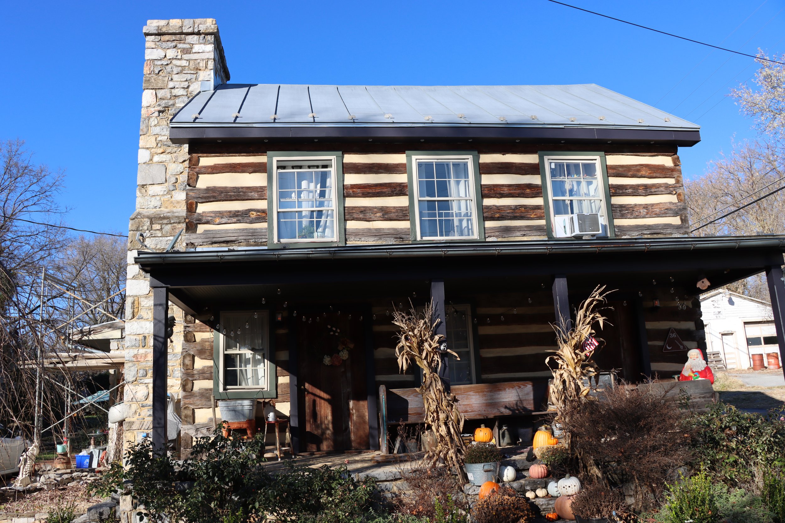  Log home, Middleway, West Virginia. 