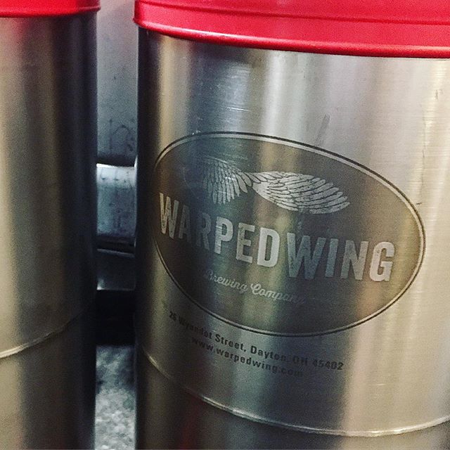 Excited for @warpedwing to take over the taps shortly! Plus music from Zoo Trippin'! Tonight from 7-10pm! Cheers!
#warpedwingbrewery #taptakeover #asseenincolumbus #keg #craftbeer #drinkupcolumbus #happyhour #fridaynight #livemusic #lifeincbus #livel