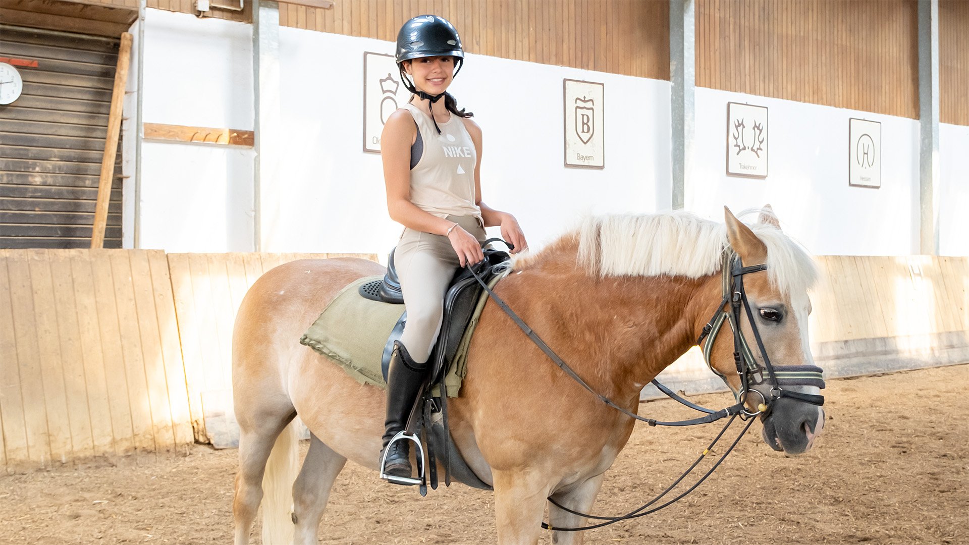 Montar a Caballo | Horseback Riding