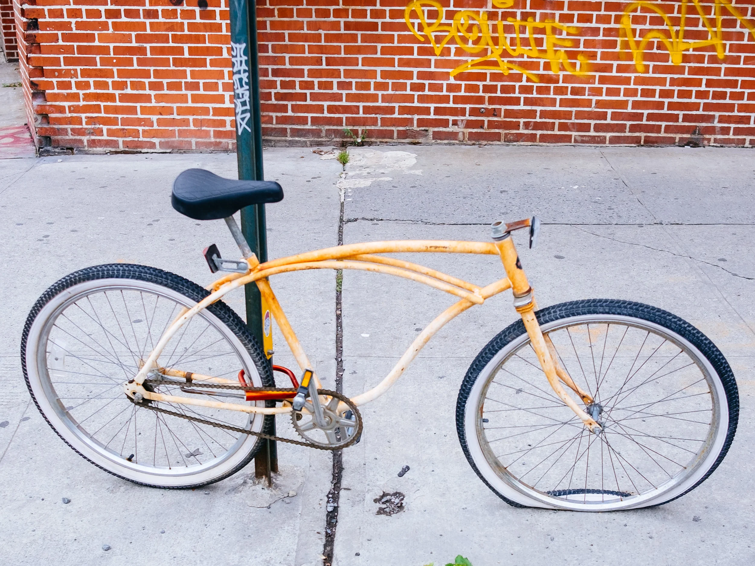 Bike sans handlebars