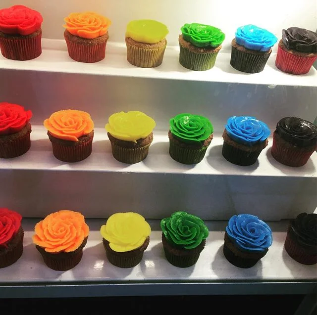 #liveIslove #pride #equalrights #people #empathy #humanity #madrid #love #cupcakes