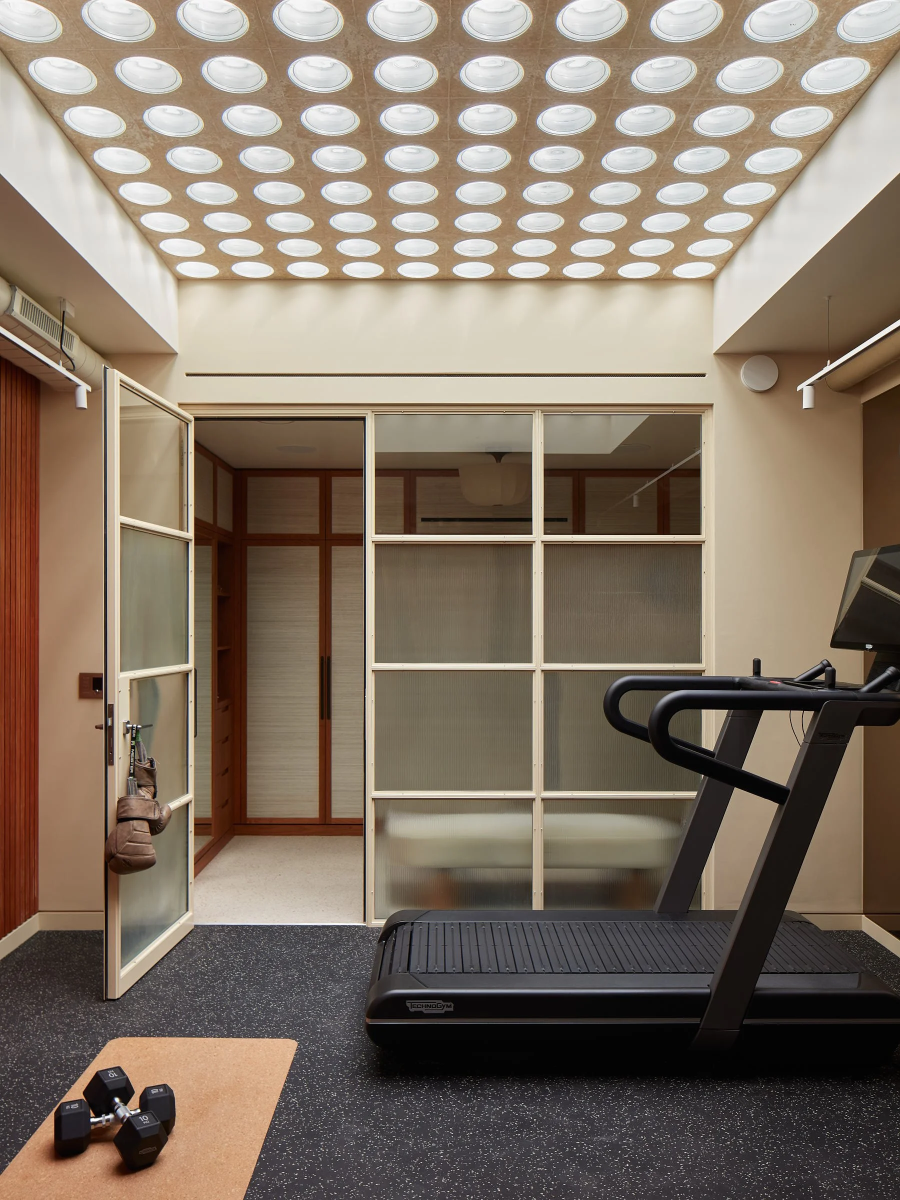 Halftides_Gym_003 RT LR.jpg