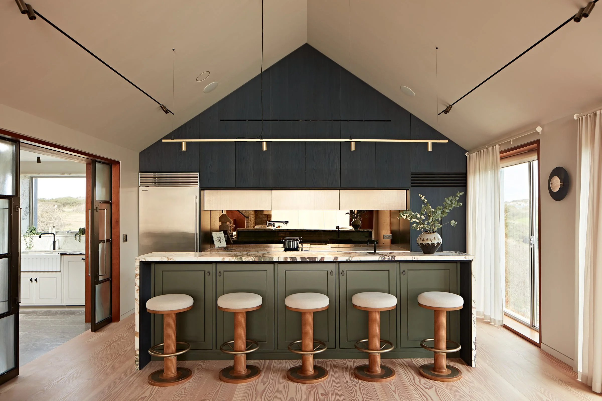 Halftides_Kitchen_015 RT LR.jpg