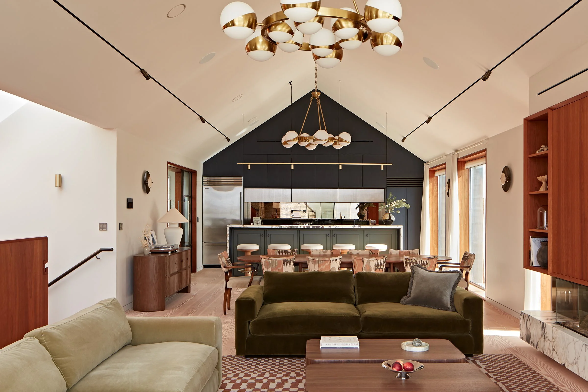 Halftides_Kitchen Living Dining_002 v2 RT LR.jpg