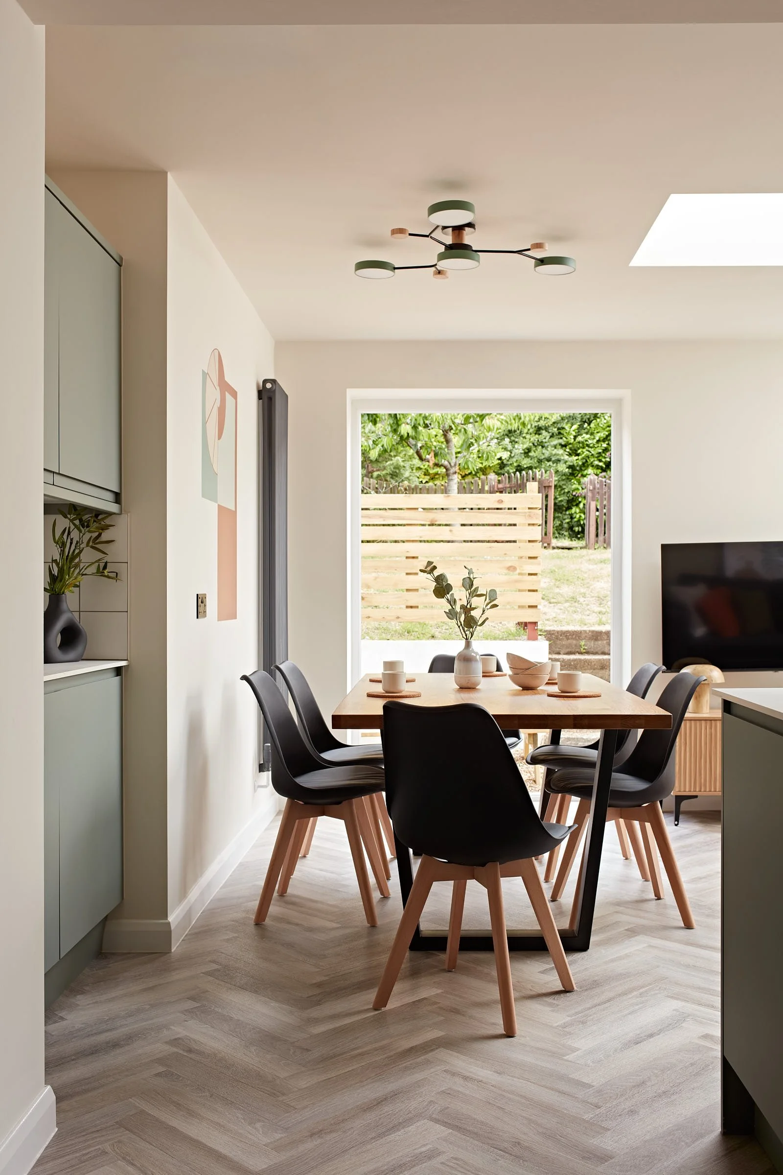 Joint Living_Upper Bevendean_June264113 RT LR.jpg