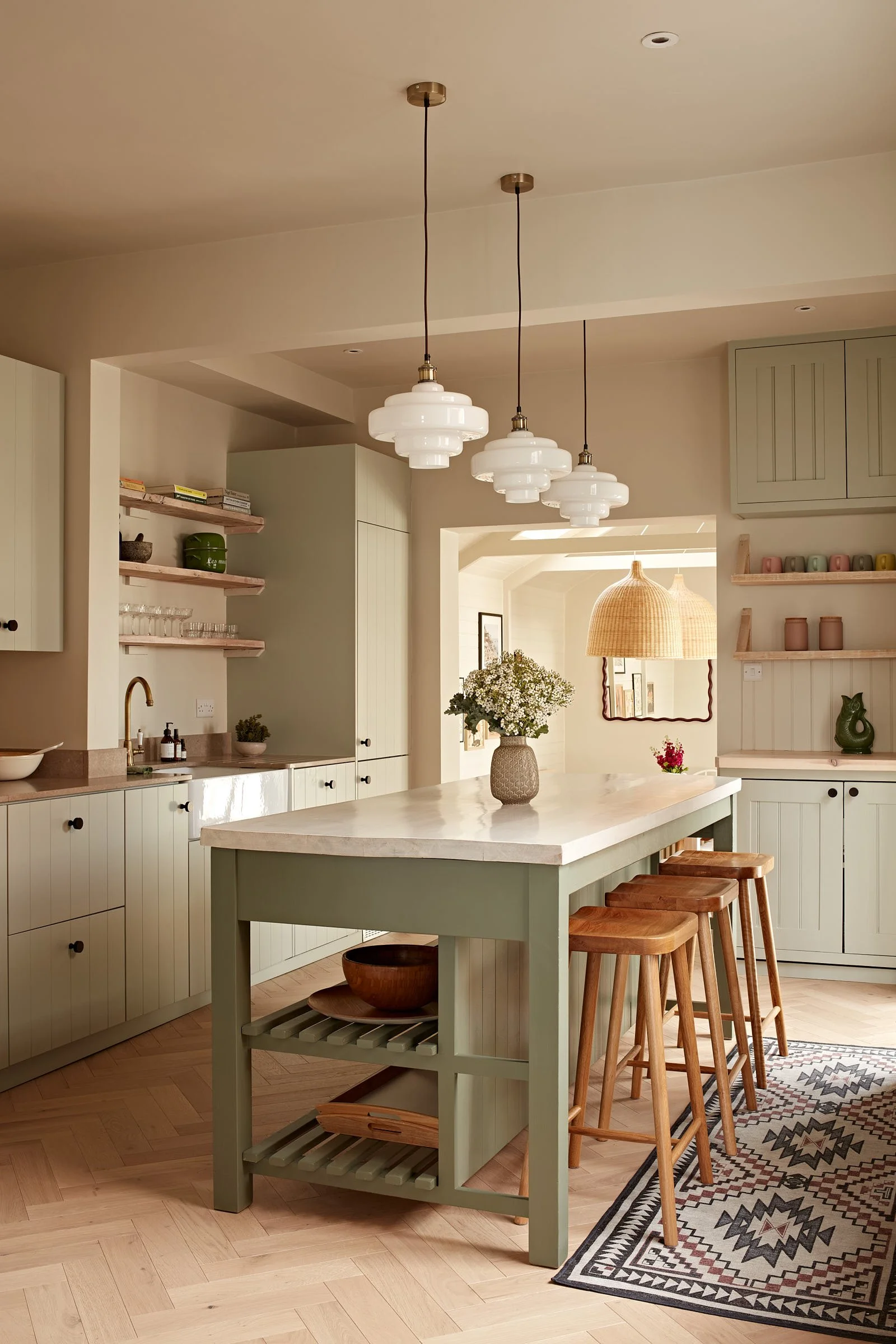 Born Designers_PevenseyBay_May263339 RT LR.jpg