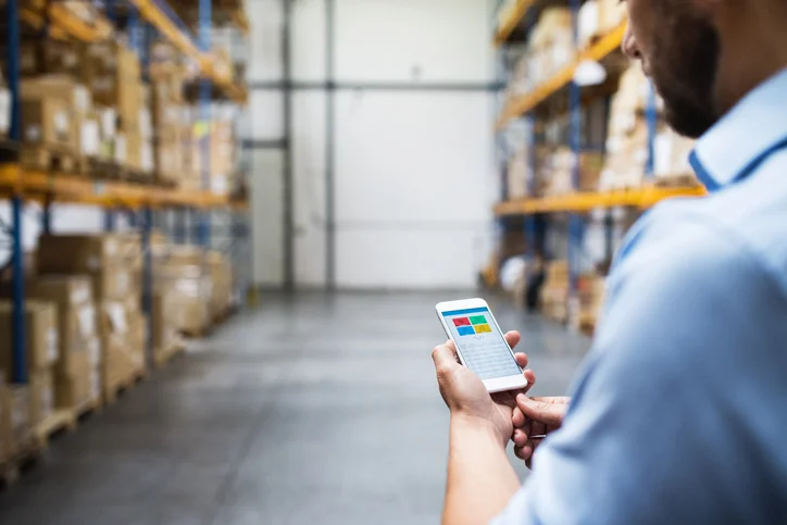 What to Look for In an ERP Mobile Field Service App