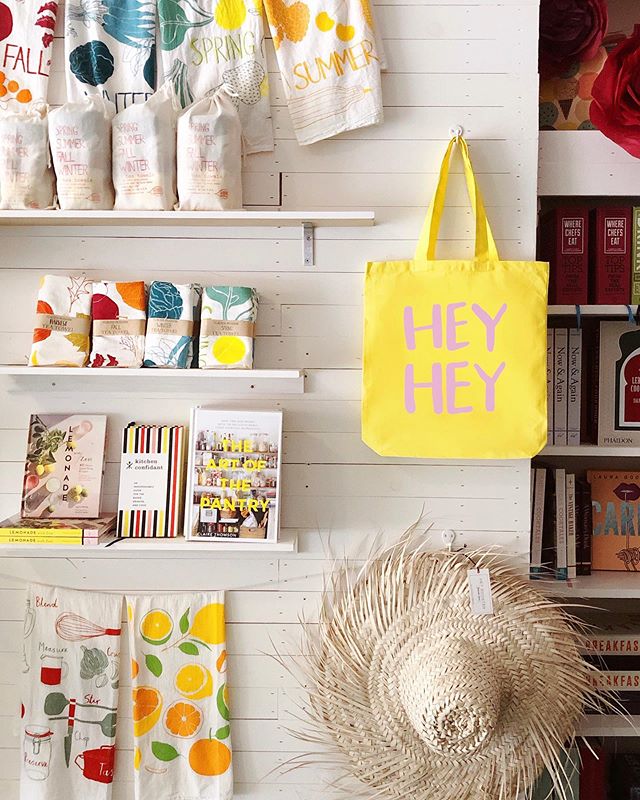 Hey #PFSummer19 preview market attendees, we're not even done sharing your perks! You'll also get one of these sunny yellow totes from our sponsor @heyrooster which were printed right here in Nashville at @friendlyarctic ☀️☀️☀️