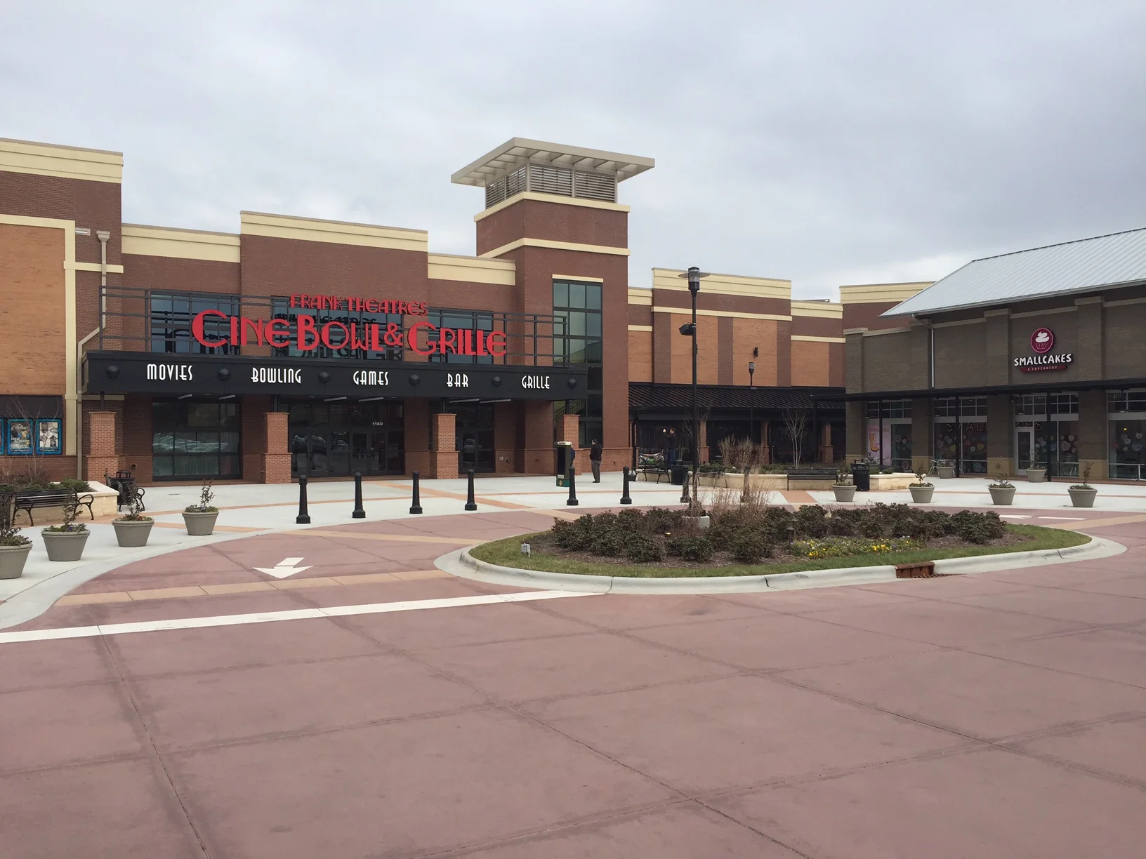 Entertainment Frank Theatres CineBowl & Grille Cary, NC — adw