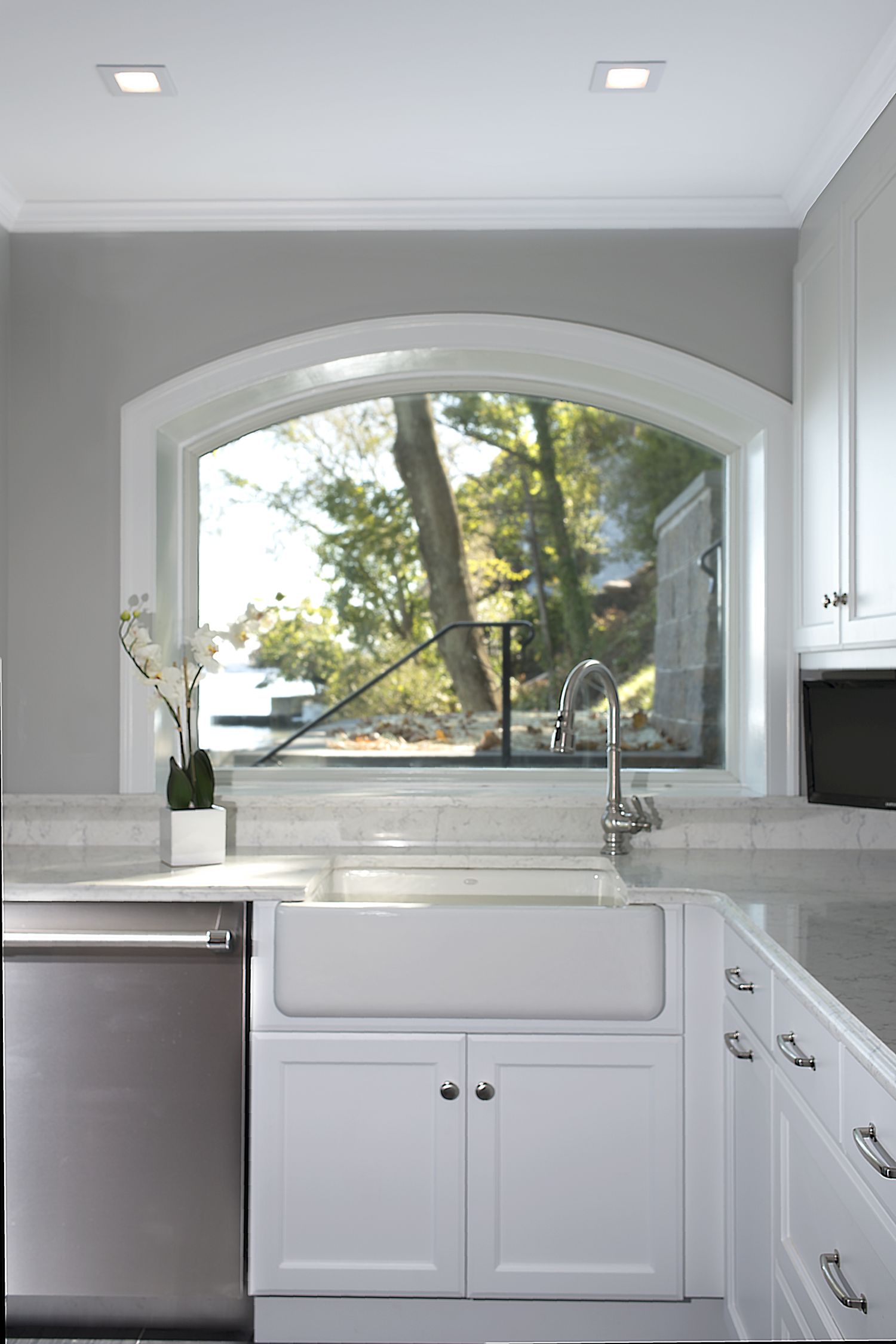 A Beautiful Farm Sink