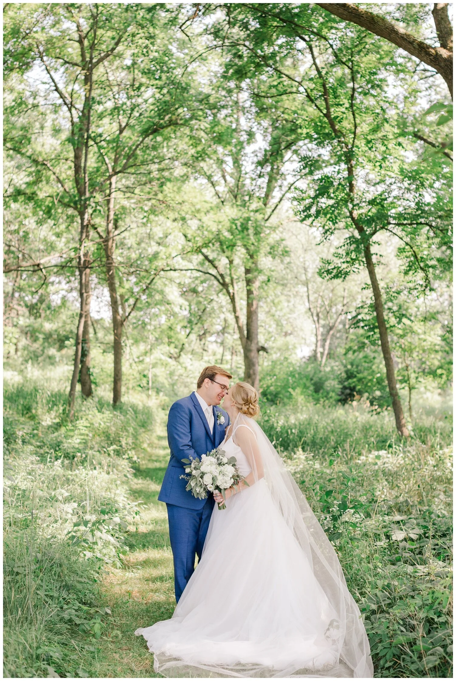 Max &amp; Maddy | A Wisconsin Summer Wedding | The Legend at Brandybrook